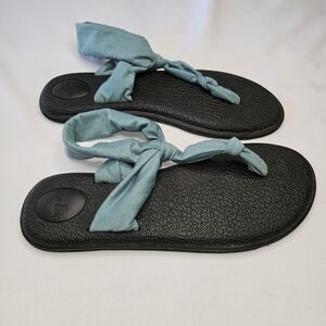Sanuk Black and Teal Women's Sandals in Mineral Blue Size 8